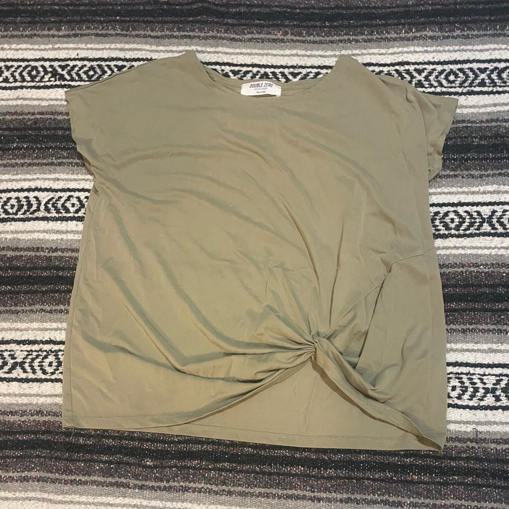 Super cute tee!